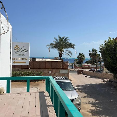 Lilly Rooms And Studio Hurghada Bagian luar foto