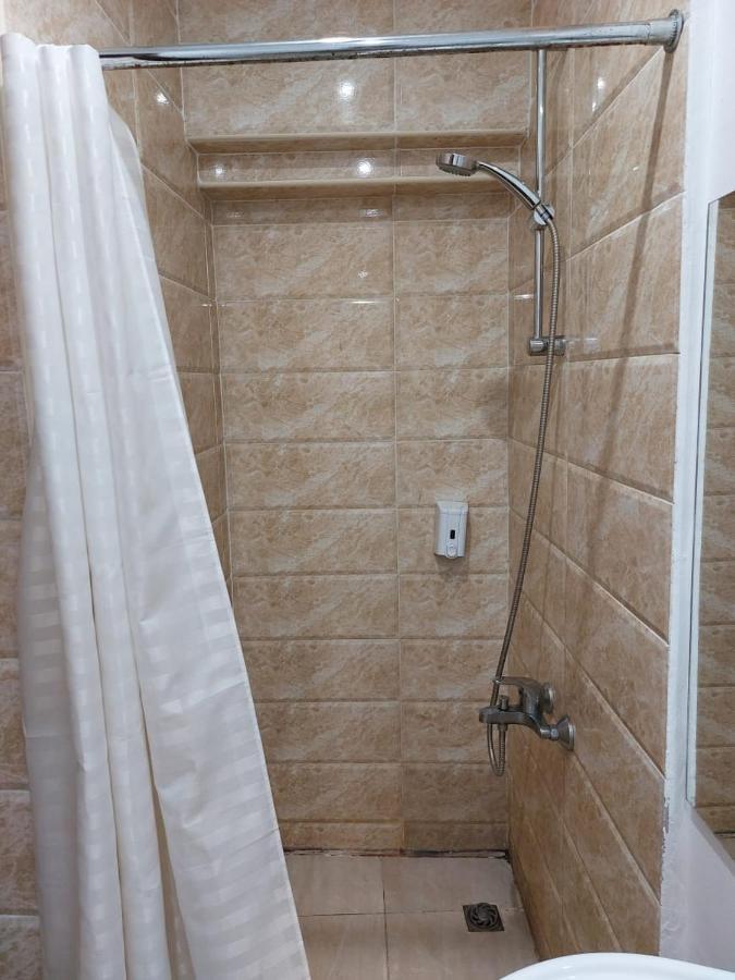 Lilly Rooms And Studio Hurghada Bagian luar foto