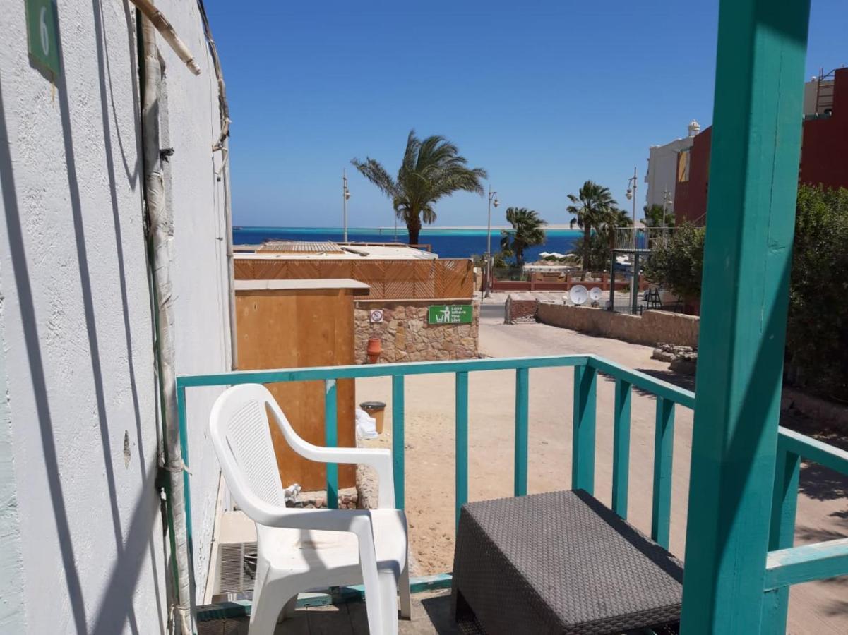 Lilly Rooms And Studio Hurghada Bagian luar foto